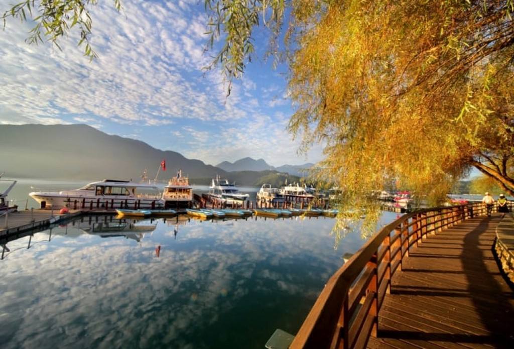 {isset($pic['title'])?$pic['title']:''}