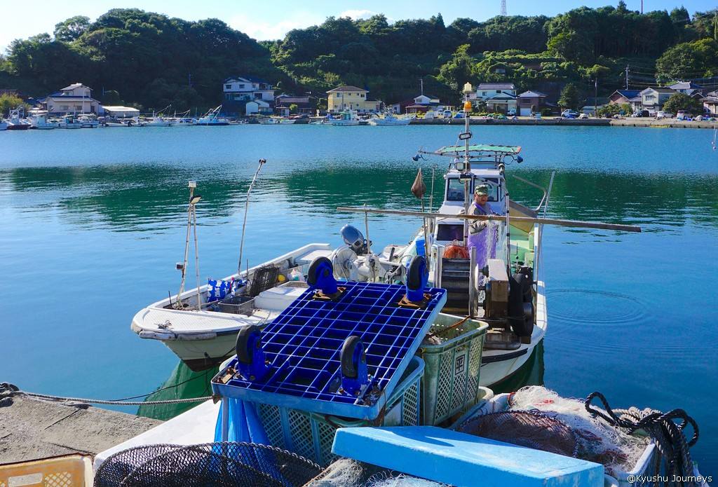 {isset($pic['title'])?$pic['title']:''}