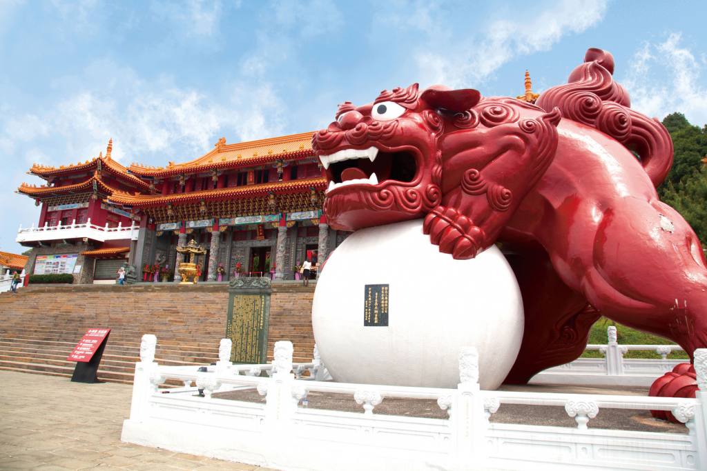 {isset($pic['title'])?$pic['title']:''}