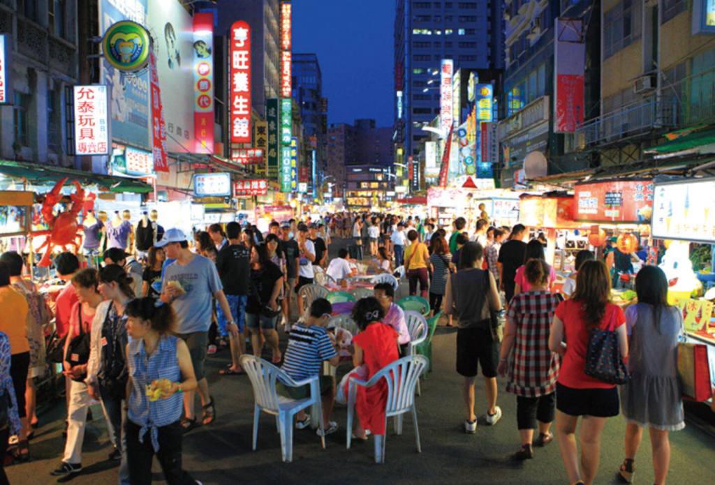 {isset($pic['title'])?$pic['title']:''}