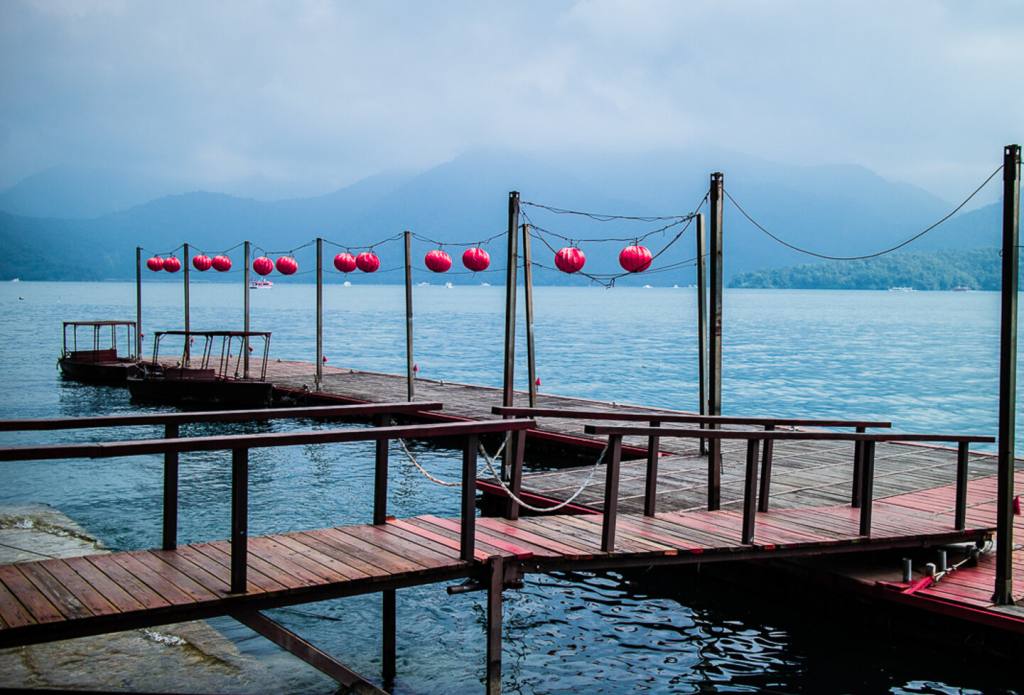 {isset($pic['title'])?$pic['title']:''}