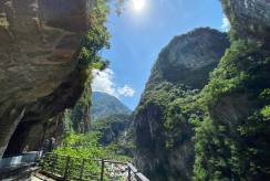 {isset($pic['title'])?$pic['title']:''}