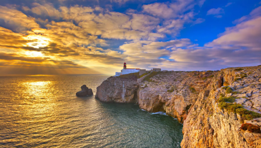 {isset($pic['title'])?$pic['title']:''}