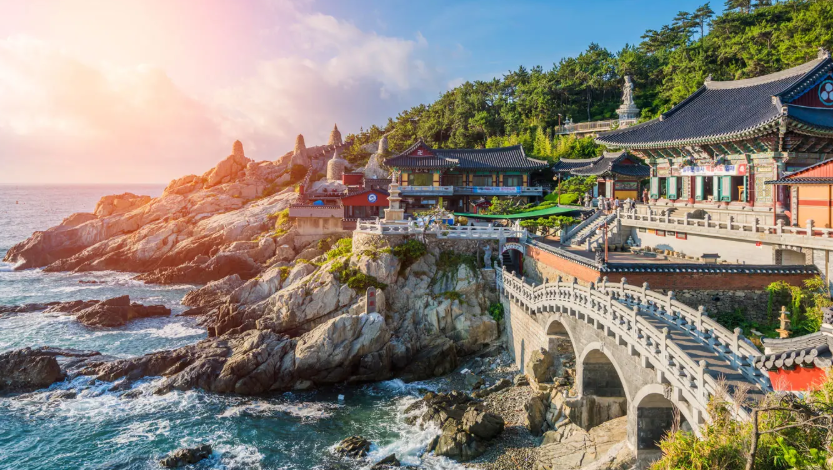 {isset($pic['title'])?$pic['title']:''}