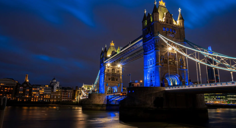 {isset($pic['title'])?$pic['title']:''}