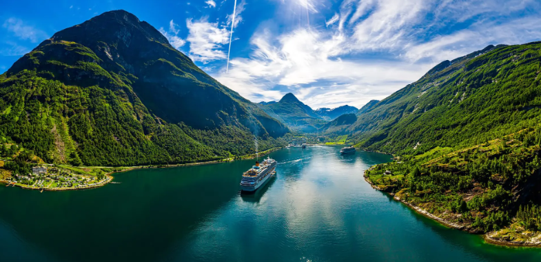 {isset($pic['title'])?$pic['title']:''}