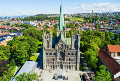 {isset($pic['title'])?$pic['title']:''}