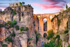 {isset($pic['title'])?$pic['title']:''}