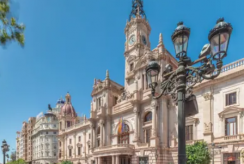 {isset($pic['title'])?$pic['title']:''}