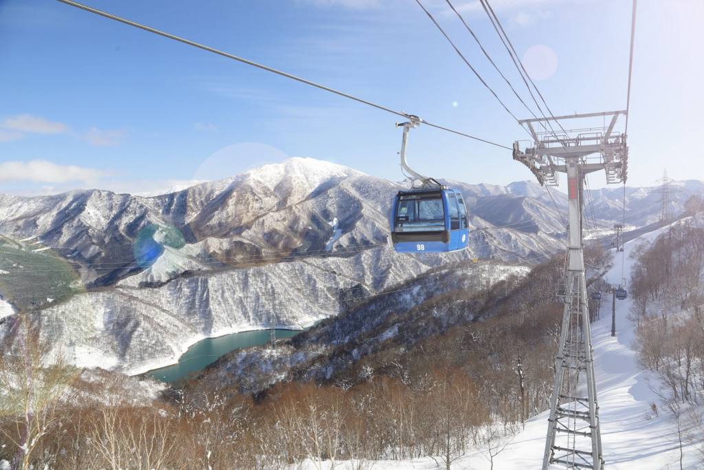 {isset($pic['title'])?$pic['title']:''}