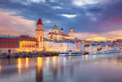 {isset($pic['title'])?$pic['title']:''}