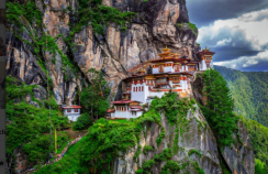 {isset($pic['title'])?$pic['title']:''}