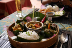 {isset($pic['title'])?$pic['title']:''}