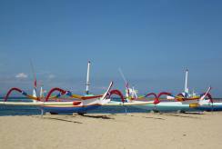 {isset($pic['title'])?$pic['title']:''}