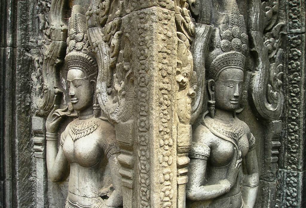 {isset($pic['title'])?$pic['title']:''}