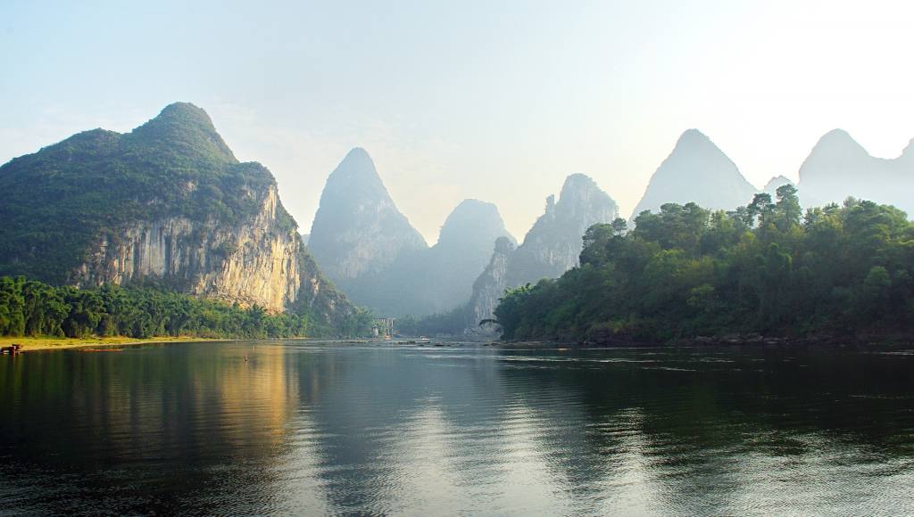 {isset($pic['title'])?$pic['title']:''}